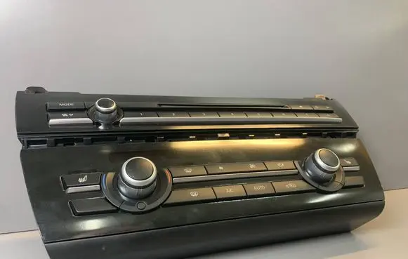 BMW 5 F10 F11 Climate control unit 9290741 61319290741