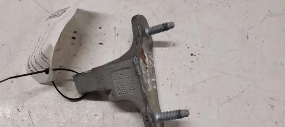 Mercedes-Benz C W204 Front door upper hinge