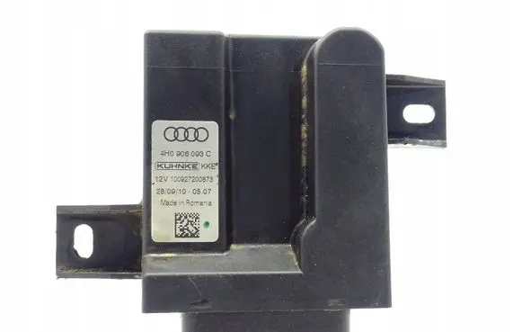 Audi A8 S8 D4 4H Fuel injection pump control unit/module 4H0906093C