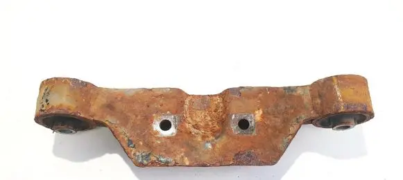 Subaru Legacy Engine mount bracket 41322ag011