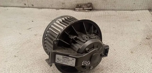 Ford Fiesta Heater fan/blower VP8E2H18456AA 3137231000