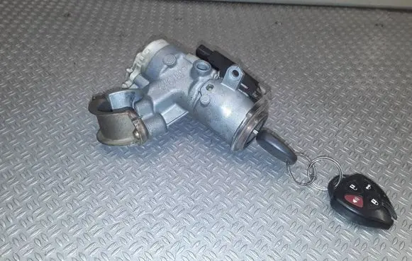 Toyota Previa (XR30, XR40) II Ignition lock 45020287 8978328061