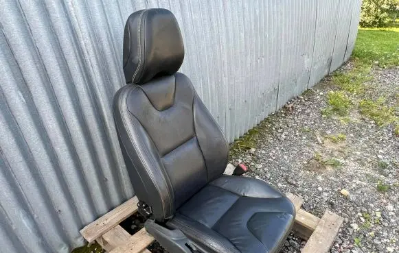 Volvo XC60 Front passenger seat 