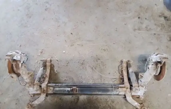 Rear axle beam