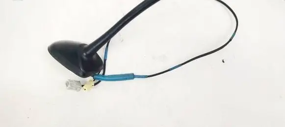 Toyota Avensis T270 Aerial GPS antenna 