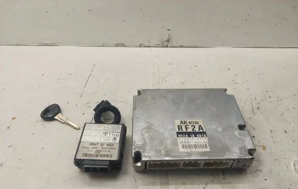 Mazda 626 Engine ECU kit and lock set RF2A18881B 2758005031 GE4T675G2