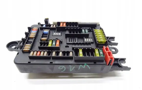 BMW 1 F20 F21 Fuse box set 926111103