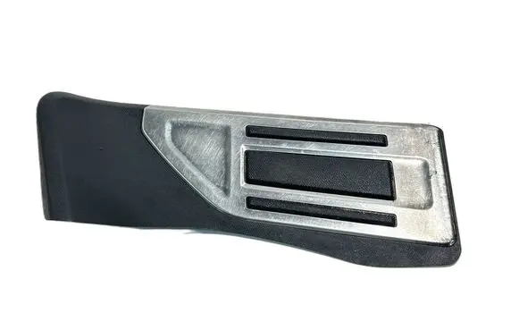 Peugeot 5008 II Foot rest pad/dead pedal 9811350880 41568