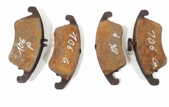 Mercedes-Benz E C207 W207 Brake pads (front) A0054201020 A0064202820 A0074207520