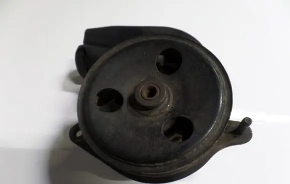 Jeep Grand Cherokee Power steering pump 53010085ZJ