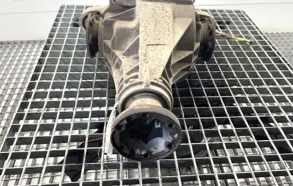Volkswagen Touareg I Rear differential 4460310018