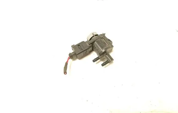 Audi A5 8T 8F Turbo solenoid valve 1K0906283