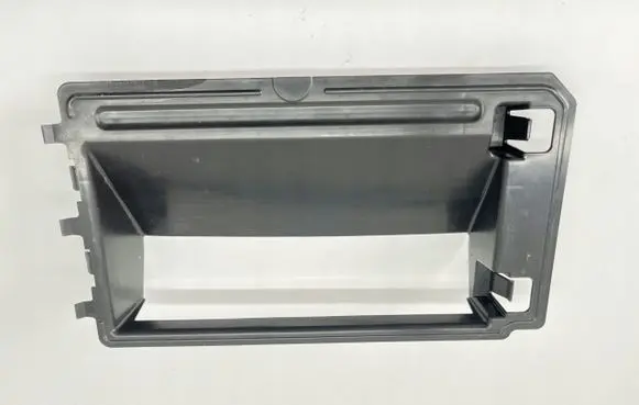 Volkswagen Golf VII Intercooler air channel guide 9827114580