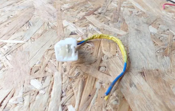Subaru Legacy Seat wiring loom 