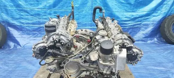 Mercedes-Benz E A207 Engine 272988 2720104920 2720105020