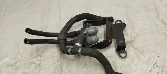 Mercedes-Benz S W222 Coolant heater control valve A0009820617