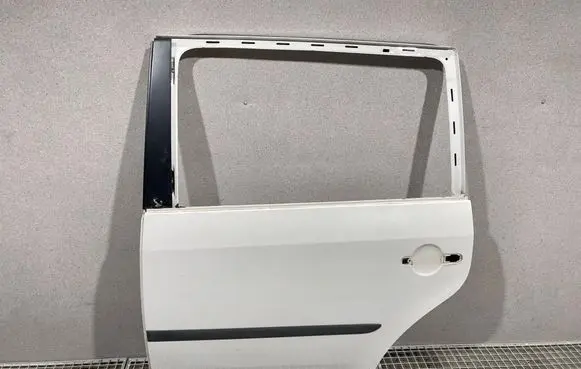 Volkswagen Touran II Rear door 