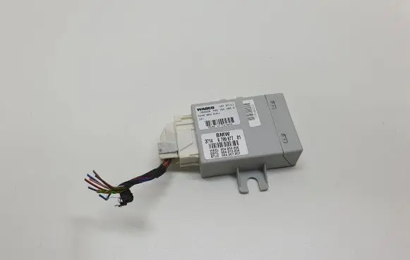 BMW 5 F10 F11 Air suspension control unit module (rear) 6799677 3714679967701 37146799677