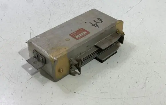 Audi 80 90 S2 B4 ABS control unit/module 0265100056 4A0907379A