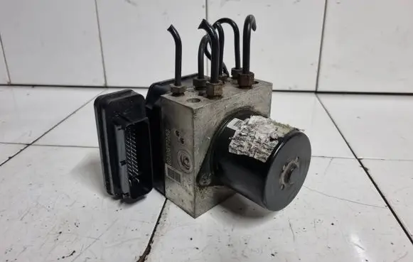 Opel Insignia A ABS Pump 13316697 16312208G 16817008
