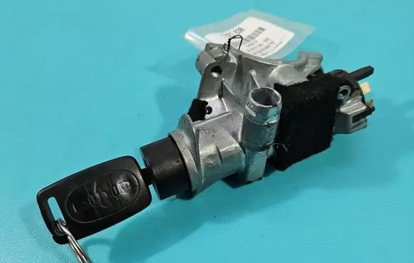 Audi A8 S8 D2 4D Ignition lock 4D0905851D IMPRK1527838