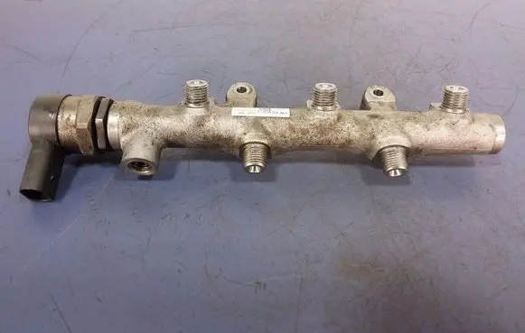 Audi A5 8T 8F Fuel main line pipe 059130090CS