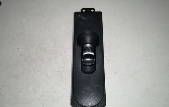 Mercedes-Benz Sprinter W906 Electric window control switch A9065451913