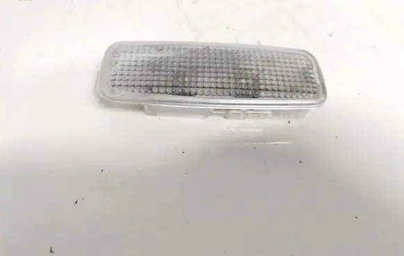 Audi A6 S6 C5 4B Other interior light 8l0947105a