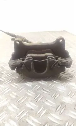 Volkswagen PASSAT B6 Front brake caliper