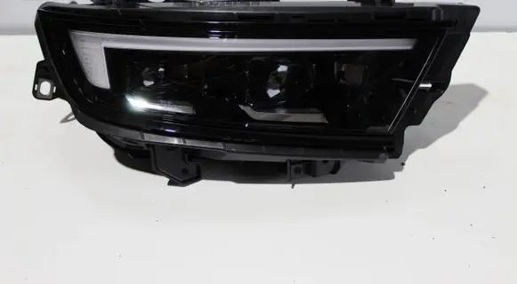 Opel Astra L Headlight/headlamp 9855316680