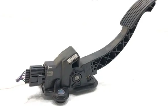 Mitsubishi Outlander Accelerator throttle pedal 1600A116