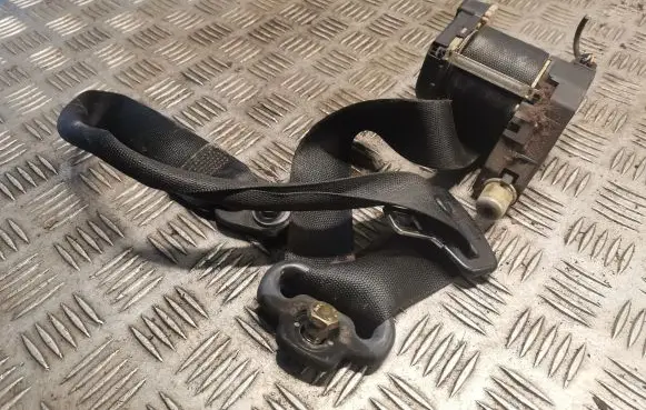 Smart ForTwo I Front seatbelt 0000861V029