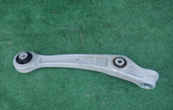 Audi A5 Front lower control arm/wishbone 8K0407155F