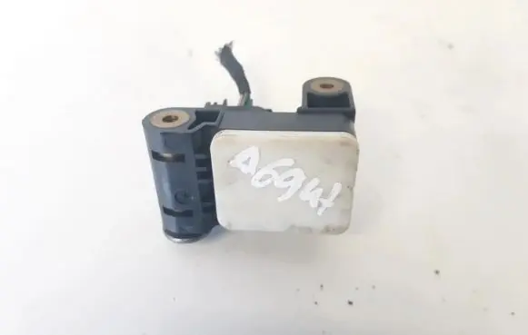 BMW 1 E81 E87 Airbag deployment crash/impact sensor 6911003 150307
