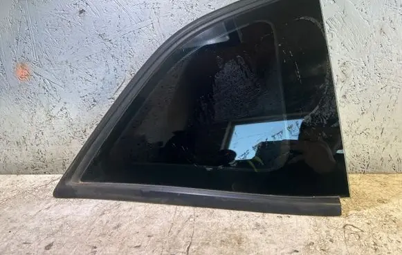 Dodge Challenger Rear side window 68234216AA 512712AA