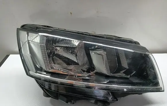 Volkswagen Multivan T6 Headlight/headlamp 7l194106B