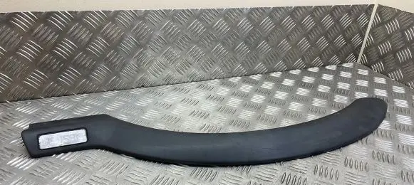 Front arch trim