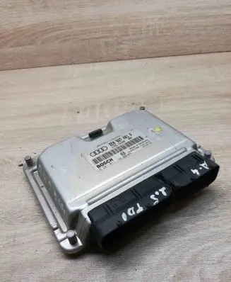 Audi A6 S6 C5 4B Engine control unit/module ECU 8e0907401p 0281011136