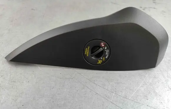 Volvo XC40 Dashboard side end trim 31442704