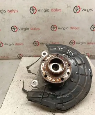 Chrysler 200 Front wheel hub