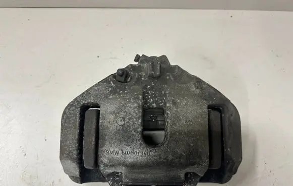 BMW 5 F10 F11 Front brake caliper 6030348
