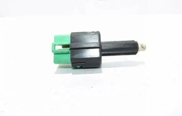 Peugeot 4007 Brake pedal sensor switch