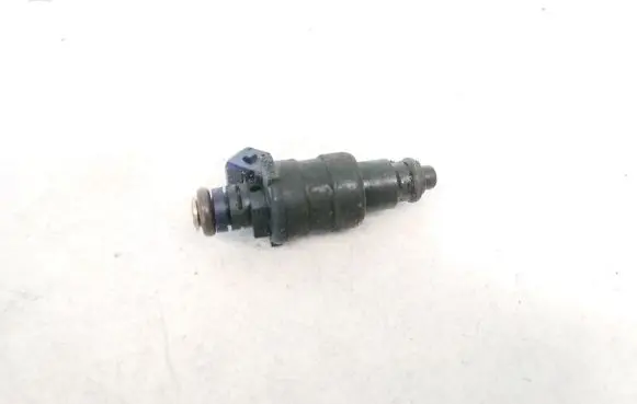 Renault Scenic I Fuel injector 866313