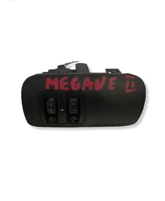 Renault Megane II Headlight level height control switch 8200095495B