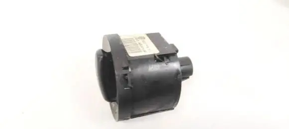 Volkswagen Tiguan Light switch 1K0941431BB