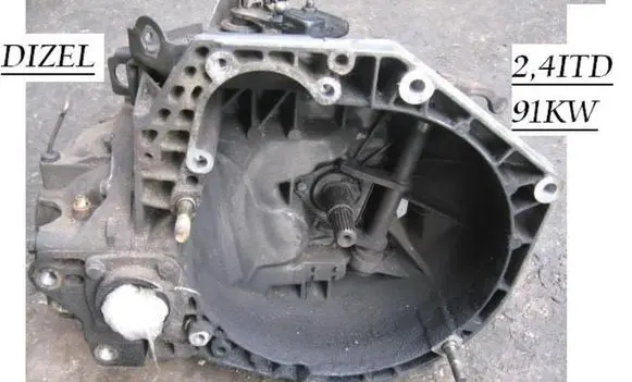 Manual 5 speed gearbox