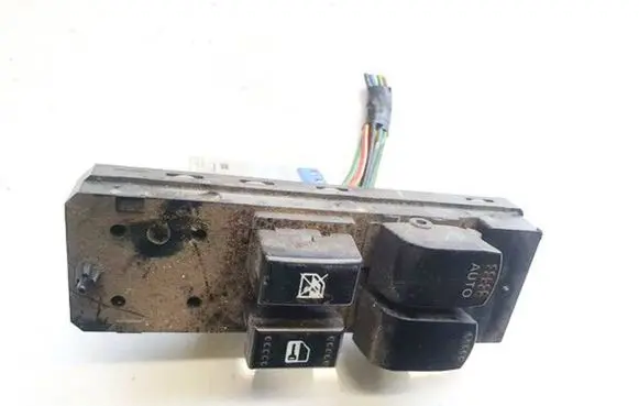 Suzuki SX4 Electric window control switch