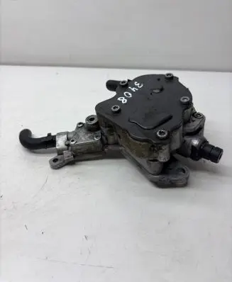 Volkswagen Golf V Vacuum pump 038145209E 040806D