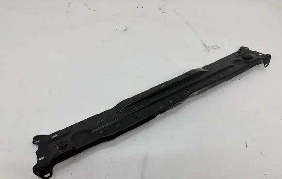 Mercedes-Benz C W204 Top upper radiator support slam panel A2046200272