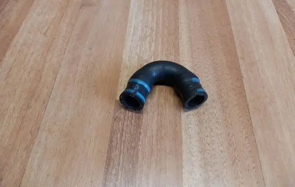 Mercedes-Benz C W204 Engine coolant pipe/hose A6512031882